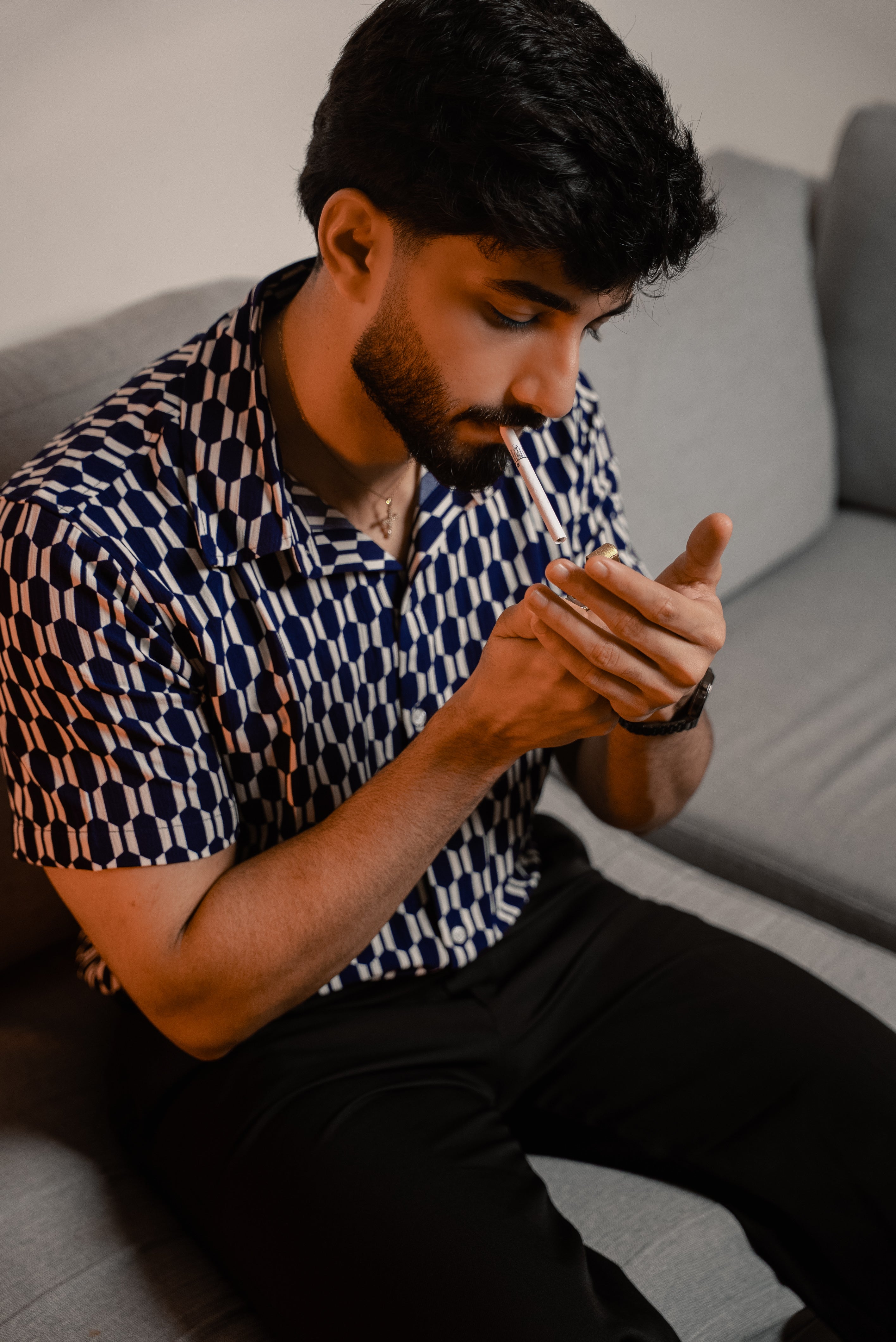 Red line short sleeve shirt