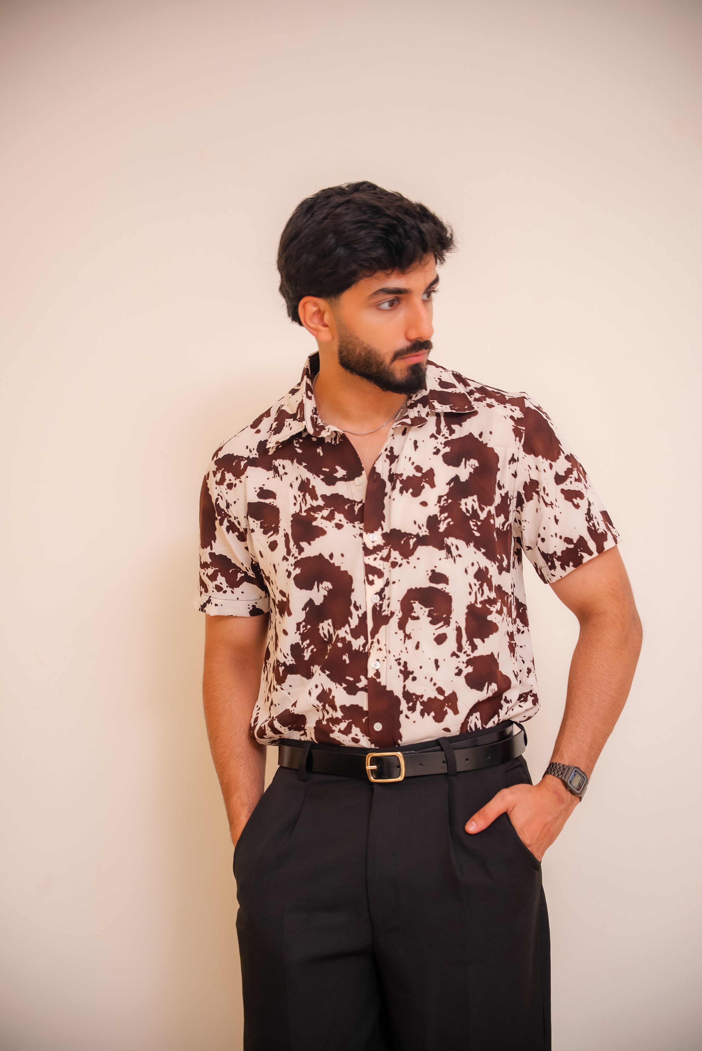 Red line short sleeve shirt