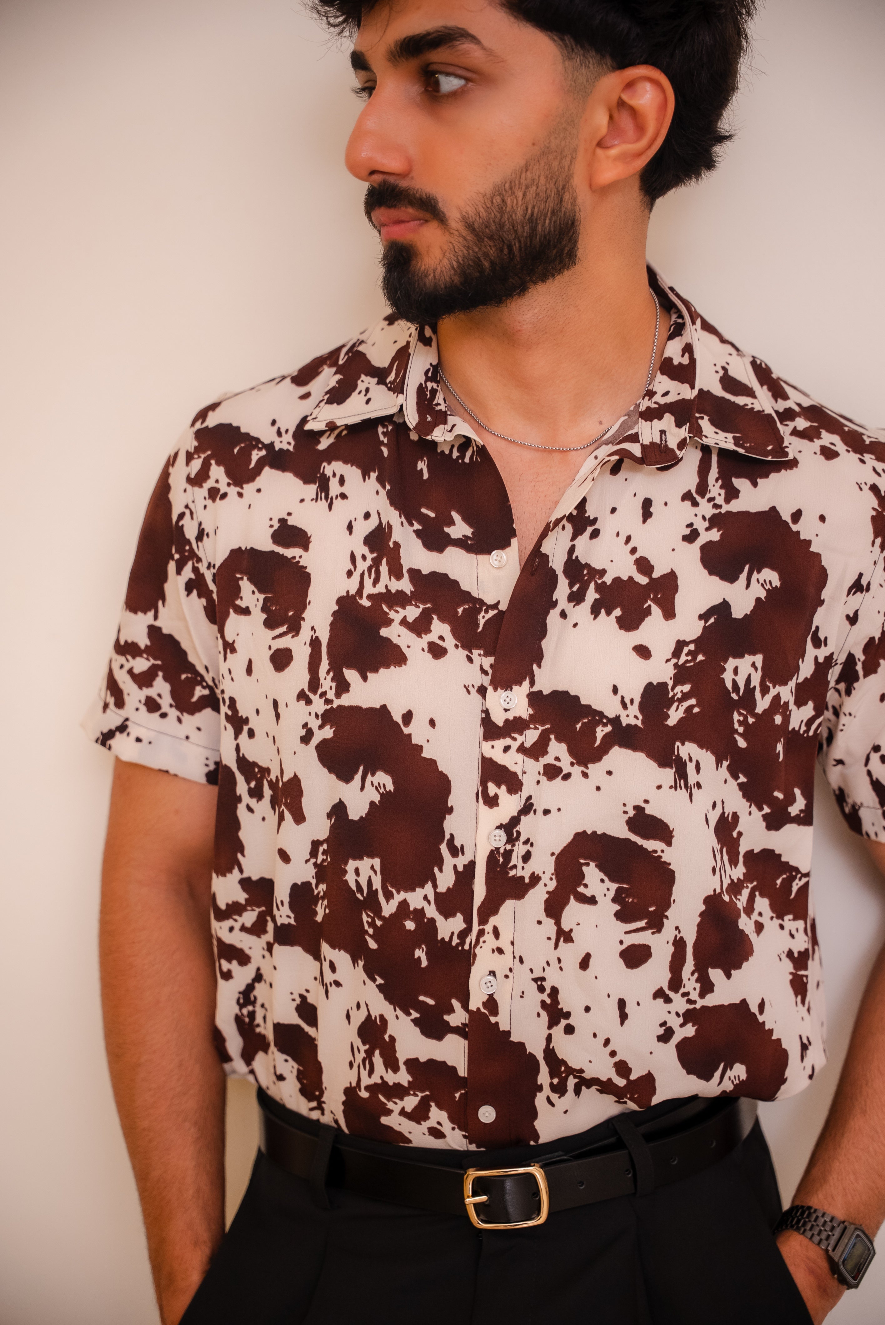 Red line short sleeve shirt