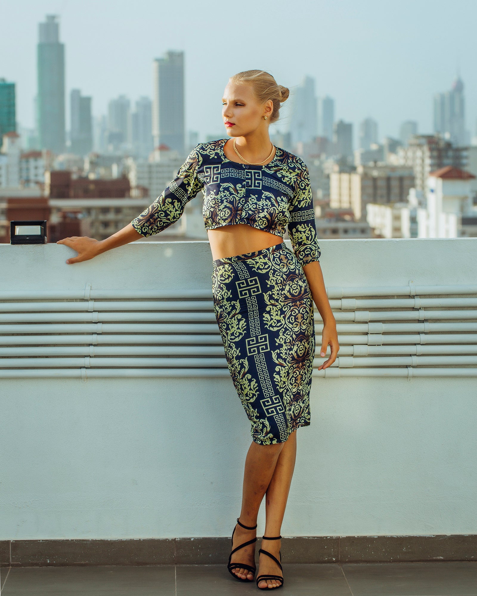 High waist midi skirt